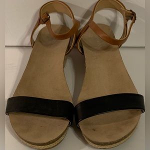 Merino/9 1/2/Black and brown sandal